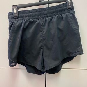 All in motion shorts